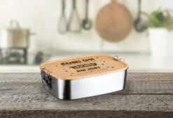 Brotdose - Bonus Oma, Du Hast Mein Leben Besser Gemacht - Edelstahl Mit Bambusdeckel 13 Brotdose - Bonus Oma, Du Hast Mein Leben Besser Gemacht - Edelstahl Mit Bambusdeckel -Geschenke Tassen Store bild brotdose bonus oma du hast mein leben besser gemacht edelstahl mit bambusdeckel 392559
