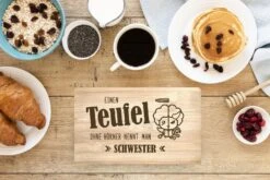 Frühstücksbrettchen - Einen Teufel Ohne Hörner Nennt Man Schwester 7 Frühstücksbrettchen - Einen Teufel Ohne Hörner Nennt Man Schwester -Geschenke Tassen Store bild fruhstucksbrettchen einen teufel ohne horner nennt man schwester 298338