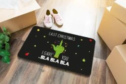 Fußmatte - Grinch - Last Christmas I Gave You ... Bla Bla Bla (Mittelfinger) -Geschenke Tassen Store bild fussmatte grinch last christmas i gave you bla bla bla mittelfinger 767129