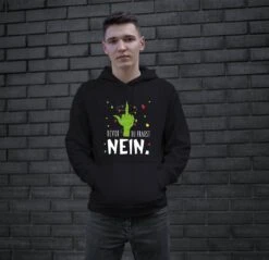 Hoodie - Grinch - Bevor Du Fragst NEIN. (Mittelfinger) -Geschenke Tassen Store bild hoodie grinch bevor du fragst nein mittelfinger 451140