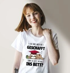 T-Shirt Damen - Faultier - Ich Habe Mein Abi Geschafft. Kann Ich Jetzt Wieder Ins Bett? -Geschenke Tassen Store bild t shirt damen faultier ich habe mein abi geschafft kann ich jetzt wieder ins bett 555819