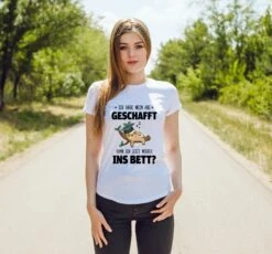 T-Shirt Damen - Faultier - Ich Habe Mein Abi Geschafft. Kann Ich Jetzt Wieder Ins Bett? - V2 -Geschenke Tassen Store bild t shirt damen faultier ich habe mein abi geschafft kann ich jetzt wieder ins bett v2 303731