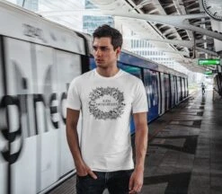 T-Shirt Herren - Blöde Kackscheisse! - Skull Statement 14 T-Shirt Herren - Blöde Kackscheisse! - Skull Statement -Geschenke Tassen Store bild t shirt herren blode kackscheisse skull statement 762704