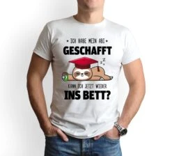 T-Shirt Herren - Faultier - Ich Habe Mein Abi Geschafft. Kann Ich Jetzt Wieder Ins Bett? -Geschenke Tassen Store bild t shirt herren faultier ich habe mein abi geschafft kann ich jetzt wieder ins bett 123525