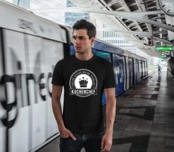 T-Shirt Herren - Küchenchef - Meine Küche Meine Regeln -Geschenke Tassen Store bild t shirt herren kuchenchef meine kuche meine regeln 856036