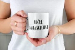 Tasse - Blöde Kackscheiße! - Pure Statement -Geschenke Tassen Store bild tasse blode kackscheisse pure statement 562735