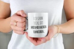 Tasse - Ich Kann Total Gut Mitmenschen Umgehen. - Pure Statement -Geschenke Tassen Store bild tasse ich kann total gut mitmenschen umgehen pure statement 358725
