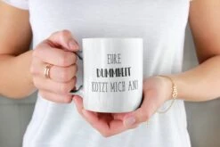 Tasse - Eure Dummheit Kotzt Mich An. - Pure Statement 9 Tasse - Eure Dummheit Kotzt Mich An. - Pure Statement -Geschenke Tassen Store bild tasse eure dummheit kotzt mich an pure statement00